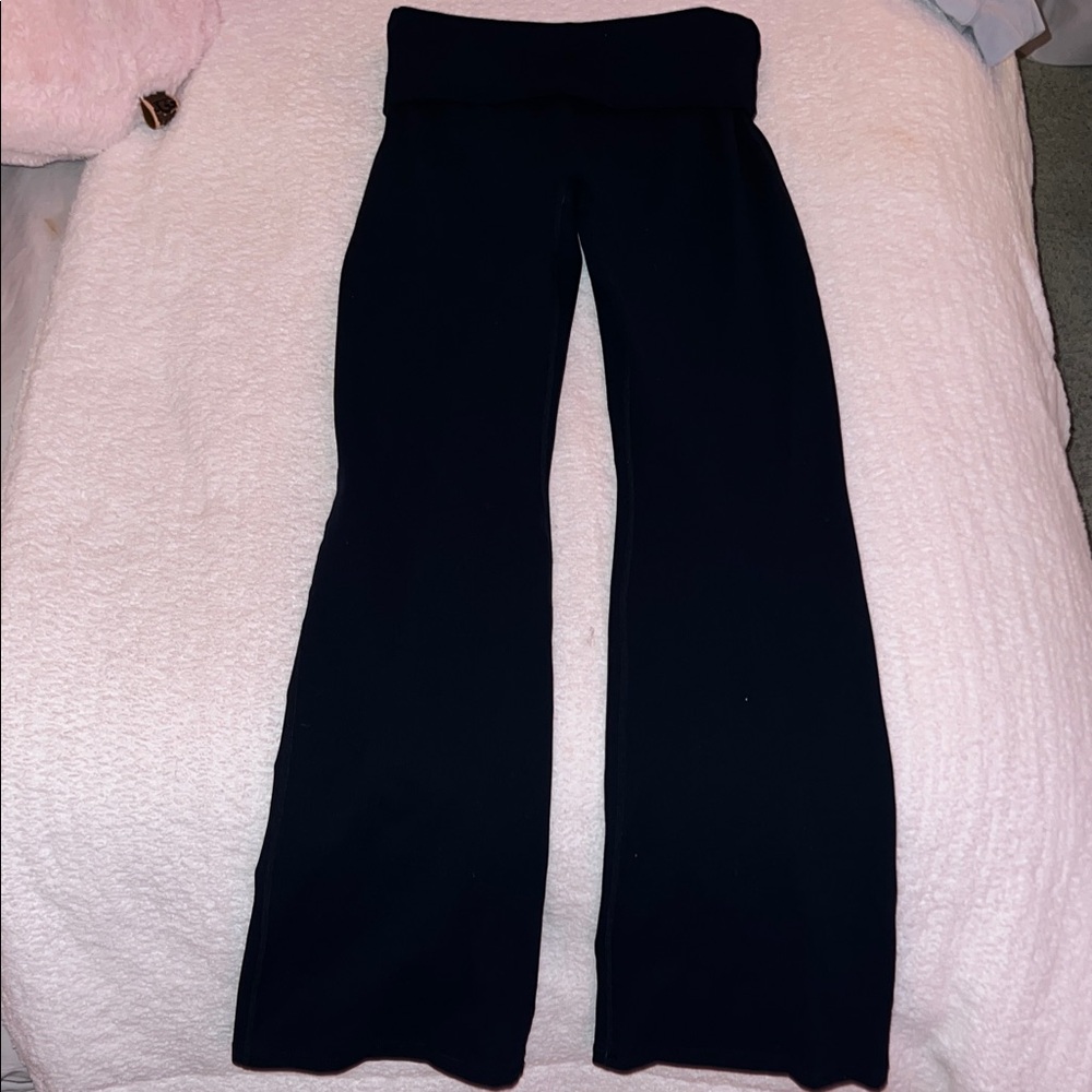Garage Fold Over Women’s Navy Flared Yoga Pants